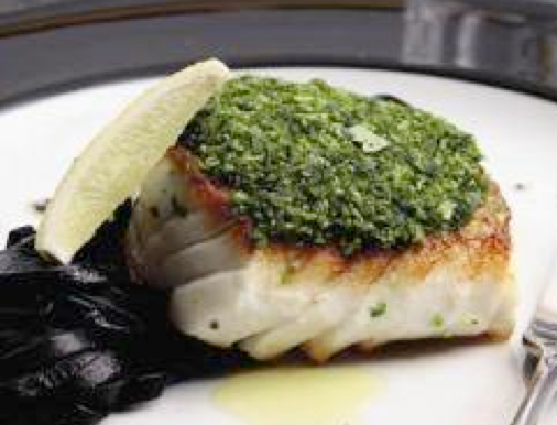 Gebakken kabeljauw met groene kruiden en pasta